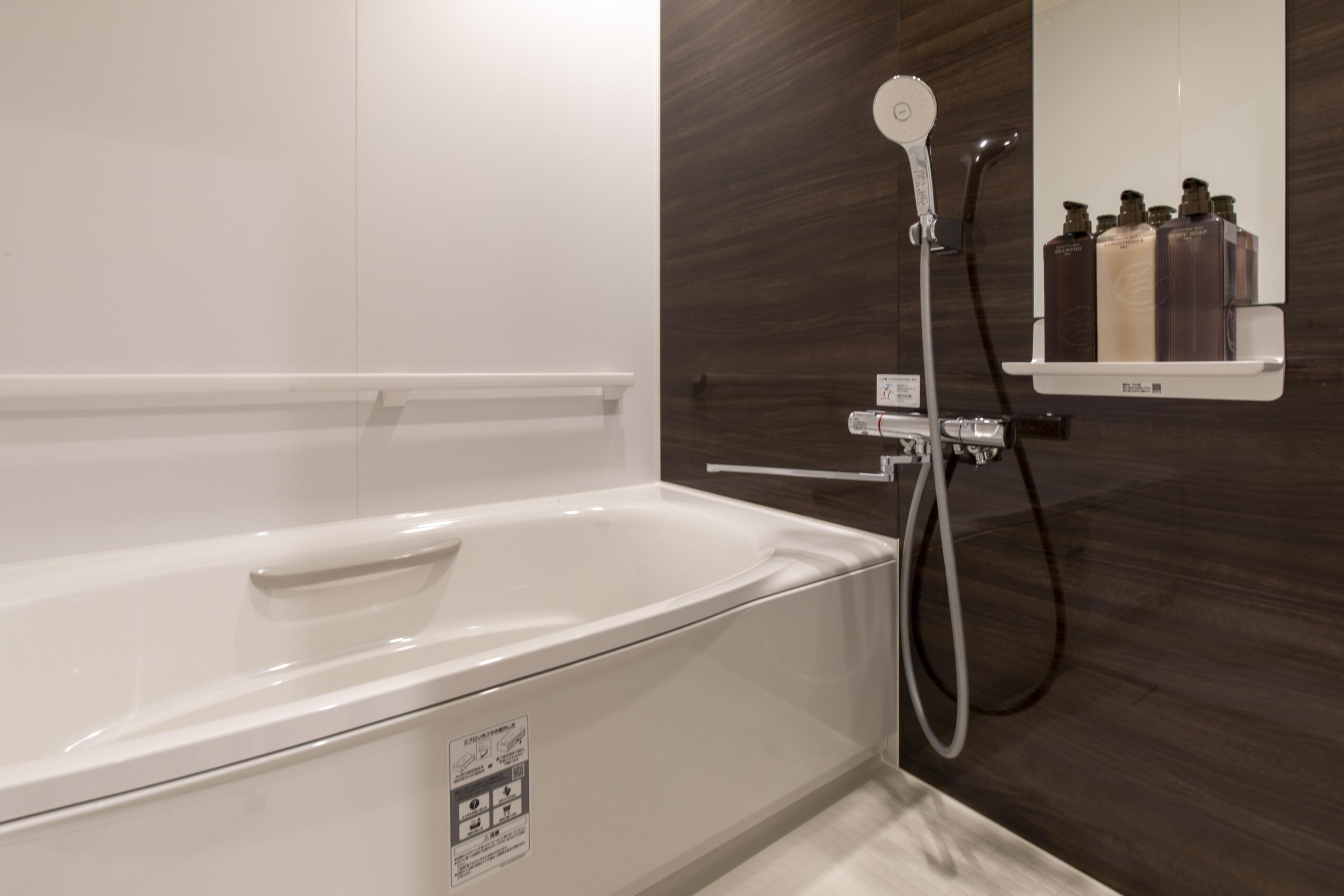 清潔感のある浴室で、疲れを癒せます